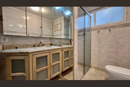 Apartamento para alugar com 115m², 3 quartos e 2 vagas Apartamento para alugar com 115m², 3 quartos e 2 vagasBanheiro