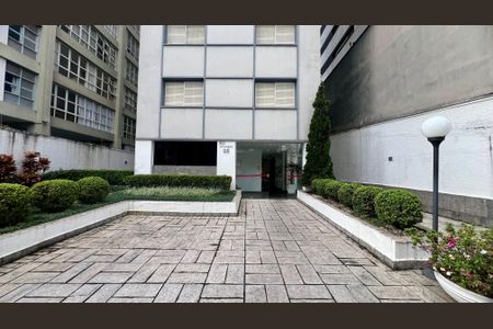 Apartamento para alugar com 115m², 3 quartos e 2 vagas Apartamento para alugar com 115m², 3 quartos e 2 vagasEntrada