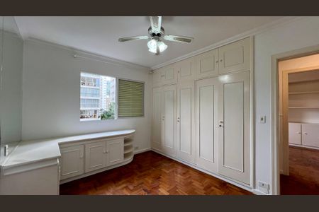 Apartamento para alugar com 115m², 3 quartos e 2 vagas Apartamento para alugar com 115m², 3 quartos e 2 vagasSuíte