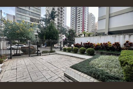 Apartamento para alugar com 115m², 3 quartos e 2 vagas Apartamento para alugar com 115m², 3 quartos e 2 vagasEntrada