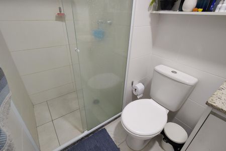Apartamento à venda com 54m², 2 quartos e 1 vaga Apartamento à venda com 54m², 2 quartos e 1 vagaBanheiro Social