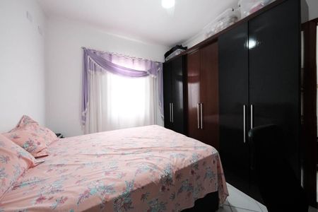 Casa à venda com 105m², 2 quartos e 2 vagasSuíte 2