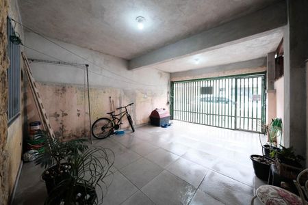 Casa à venda com 105m², 2 quartos e 2 vagasGaragem