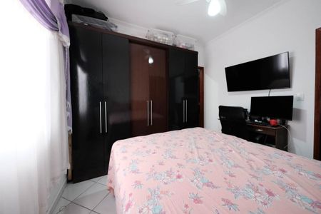 Casa à venda com 105m², 2 quartos e 2 vagasSuíte 2