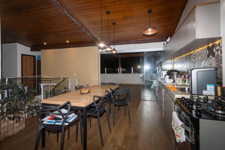 Apartamento à venda com 180m², 3 quartos e 1 vagaCozinha 2