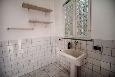 Casa para alugar com 200m², 4 quartos e 5 vagasLavanderia