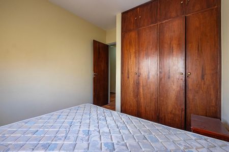 Apartamento para alugar com 72m², 2 quartos e 1 vagaQuarto 2