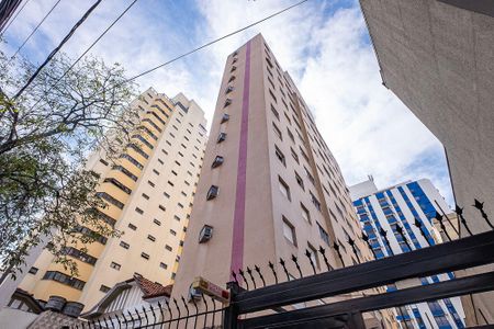 Apartamento para alugar com 72m², 2 quartos e 1 vagaFachada