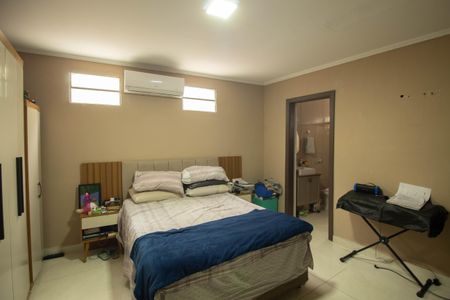 Casa à venda com 150m², 3 quartos e 1 vaga Casa à venda com 150m², 3 quartos e 1 vagaSuíte