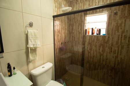 Casa à venda com 150m², 3 quartos e 1 vaga Casa à venda com 150m², 3 quartos e 1 vagaBanheiro Social