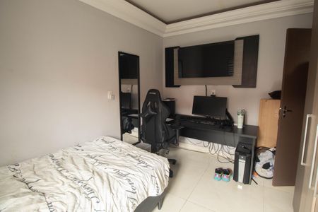 Casa à venda com 150m², 3 quartos e 1 vaga Casa à venda com 150m², 3 quartos e 1 vagaQuarto 2