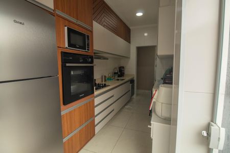 Casa à venda com 150m², 3 quartos e 1 vaga Casa à venda com 150m², 3 quartos e 1 vagaCozinha