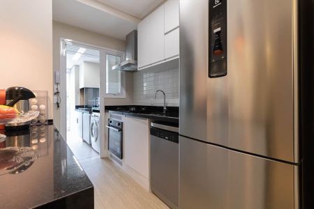 Apartamento à venda com 74m², 2 quartos e 2 vagas Apartamento à venda com 74m², 2 quartos e 2 vagasCozinha