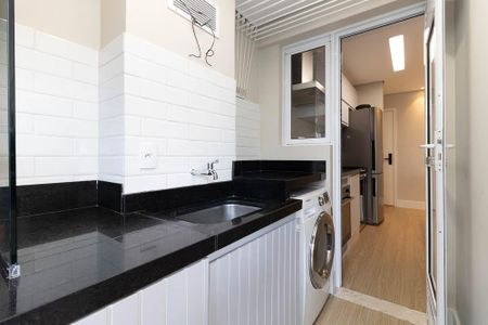 Apartamento à venda com 74m², 2 quartos e 2 vagas Apartamento à venda com 74m², 2 quartos e 2 vagasLavanderia