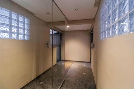 Apartamento à venda com 105m², 3 quartos e 2 vagas Apartamento à venda com 105m², 3 quartos e 2 vagasHall social
