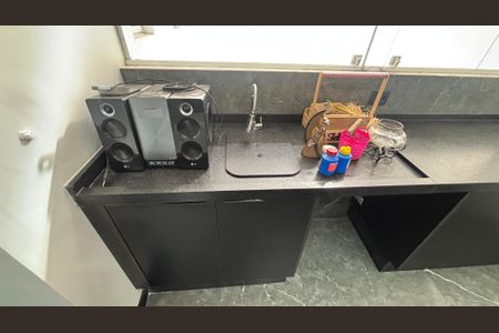 Apartamento à venda com 97m², 2 quartos e 2 vagas Apartamento à venda com 97m², 2 quartos e 2 vagasÁrea de Serviço