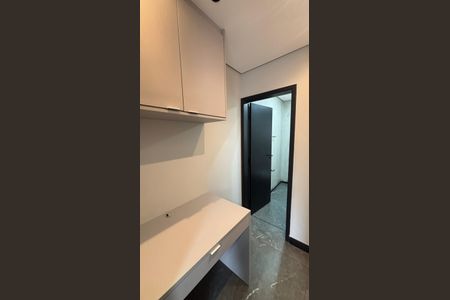 Apartamento à venda com 97m², 2 quartos e 2 vagas Apartamento à venda com 97m², 2 quartos e 2 vagasSuite