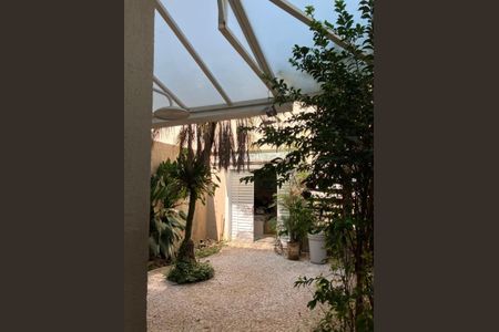 Casa à venda com 147m², 3 quartos e 2 vagas Casa à venda com 147m², 3 quartos e 2 vagasFoto 16