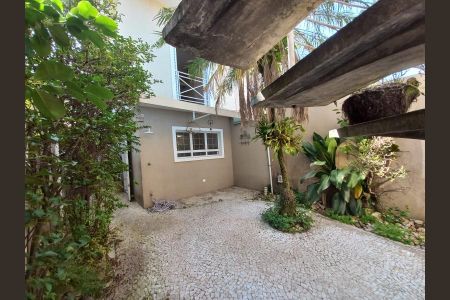 Casa à venda com 147m², 3 quartos e 2 vagas Casa à venda com 147m², 3 quartos e 2 vagasFoto 10