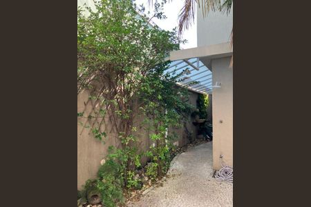 Casa à venda com 147m², 3 quartos e 2 vagas Casa à venda com 147m², 3 quartos e 2 vagasFoto 03