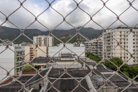 Apartamento à venda com 120m², 3 quartos e 2 vagas Apartamento à venda com 120m², 3 quartos e 2 vagasSala Varanda Vista