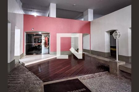 Apartamento à venda com 120m², 3 quartos e 2 vagas Apartamento à venda com 120m², 3 quartos e 2 vagasHall