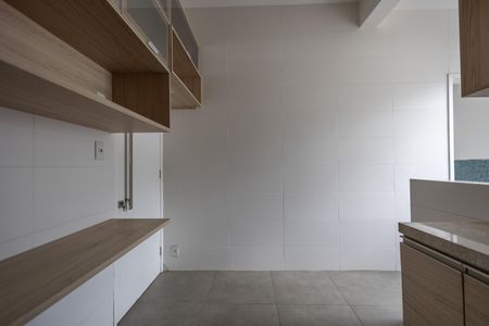 Apartamento à venda com 120m², 3 quartos e 2 vagas Apartamento à venda com 120m², 3 quartos e 2 vagasCozinha