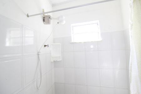 Casa para alugar com 26m², 1 quarto e sem vaga Casa para alugar com 26m², 1 quarto e sem vagaBanheiro