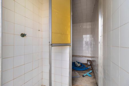 Casa à venda com 260m², 3 quartos e 4 vagas Casa à venda com 260m², 3 quartos e 4 vagasSauna