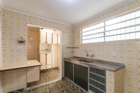 Casa à venda com 260m², 3 quartos e 4 vagas Casa à venda com 260m², 3 quartos e 4 vagasCozinha