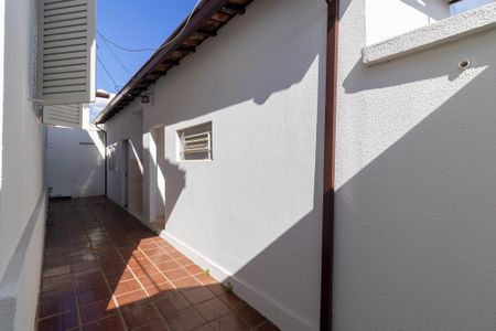 Casa à venda com 260m², 3 quartos e 4 vagas Casa à venda com 260m², 3 quartos e 4 vagasQuintal