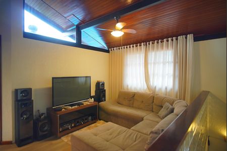 Apartamento à venda com 142m², 2 quartos e 2 vagasCobertura - Sala