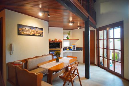 Apartamento à venda com 142m², 2 quartos e 2 vagasCobertura - Churrasqueira