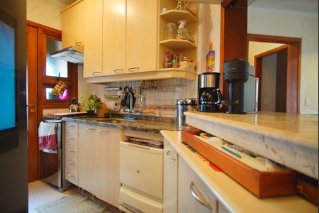 Apartamento à venda com 142m², 2 quartos e 2 vagasCozinha