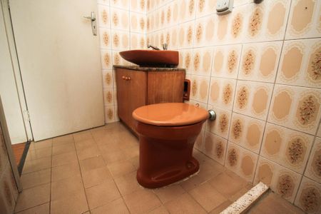Casa à venda com 32m², 1 quarto e 1 vaga Casa à venda com 32m², 1 quarto e 1 vagaBanheiro