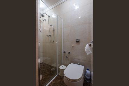 Apartamento à venda com 232m², 3 quartos e 2 vagas Apartamento à venda com 232m², 3 quartos e 2 vagasBanheiro Social