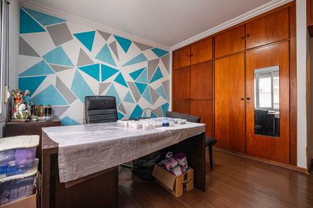 Apartamento à venda com 232m², 3 quartos e 2 vagas Apartamento à venda com 232m², 3 quartos e 2 vagasQuarto 1