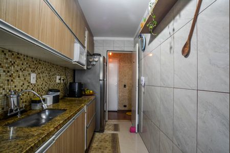 Apartamento à venda com 69m², 3 quartos e 1 vaga Apartamento à venda com 69m², 3 quartos e 1 vagaCozinha e Área de Serviço