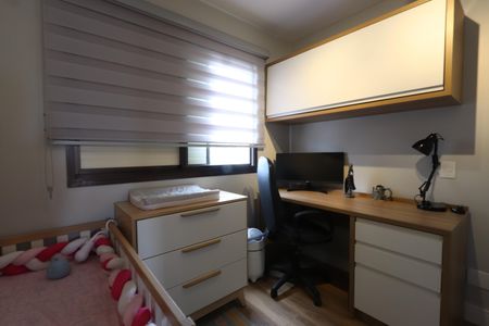 Apartamento à venda com 81m², 2 quartos e 2 vagasQuarto 2