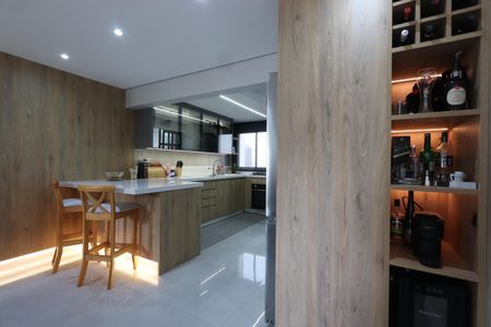 Apartamento à venda com 81m², 2 quartos e 2 vagasCozinha