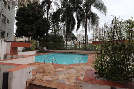 Apartamento à venda com 81m², 2 quartos e 2 vagasÁrea comum - Piscina