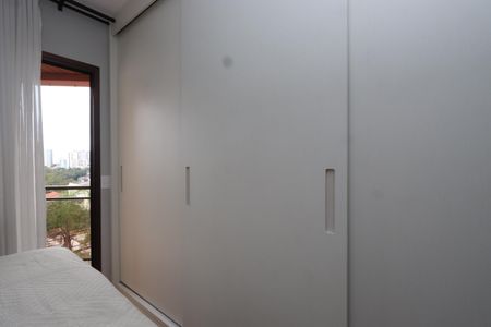 Apartamento à venda com 81m², 2 quartos e 2 vagasSuíte