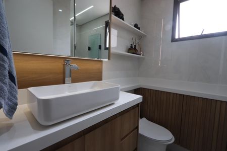 Apartamento à venda com 81m², 2 quartos e 2 vagasBanheiro Social