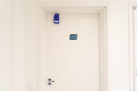 Apartamento à venda com 39m², 2 quartos e sem vaga Apartamento à venda com 39m², 2 quartos e sem vagaLockbox