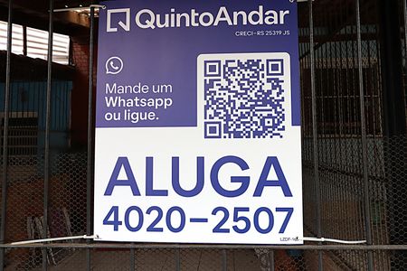 Casa para alugar com 42m², 2 quartos e 1 vagaPlaquinha Instalada