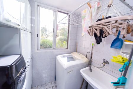 Apartamento à venda com 70m², 2 quartos e 1 vagaÁrea de Serviço