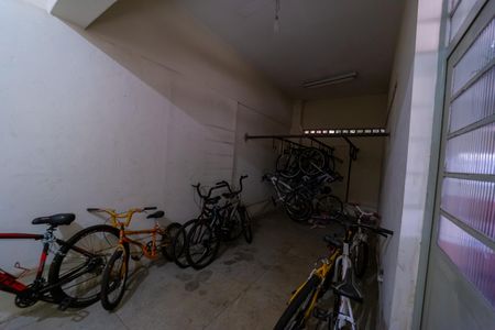 Apartamento à venda com 70m², 2 quartos e 1 vagaÁrea comum 