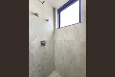 Apartamento à venda com 69m², 2 quartos e 2 vagasBanheiro da Suíte 2