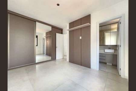 Apartamento à venda com 69m², 2 quartos e 2 vagasSuíte 1