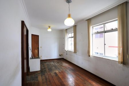 Sala de apartamento para alugar com 3 quartos, 130m² em Sagrada Família, Belo Horizonte